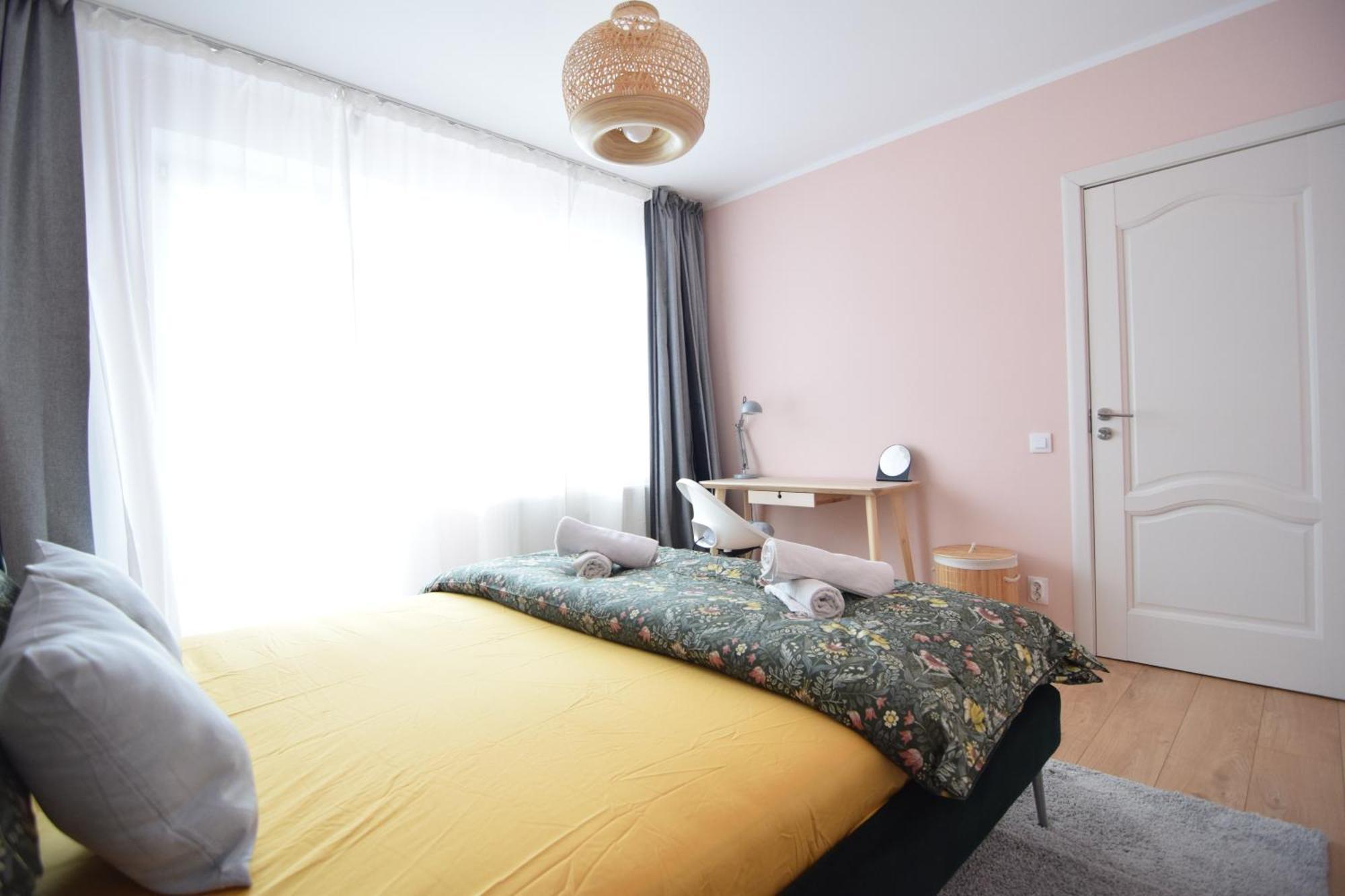 Stylish Apartment With Video Projector Bucarest Extérieur photo