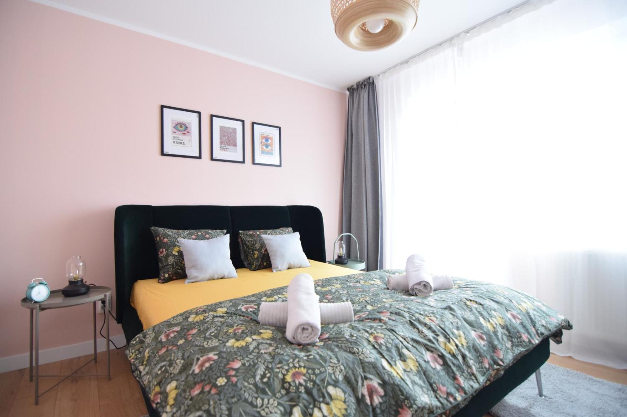 Stylish Apartment With Video Projector Bucarest Extérieur photo