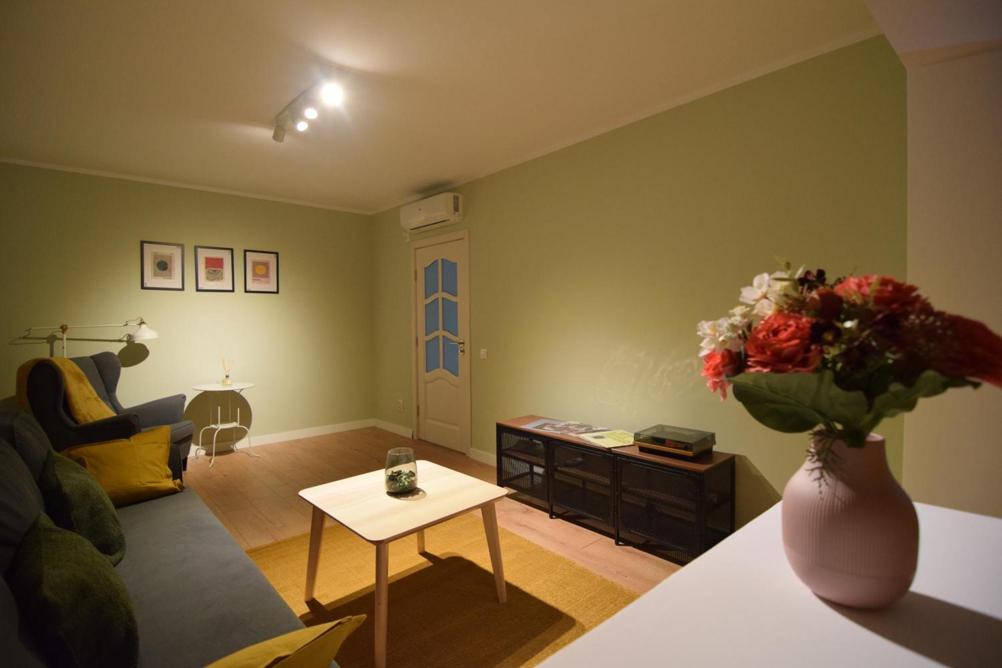 Stylish Apartment With Video Projector Bucarest Extérieur photo