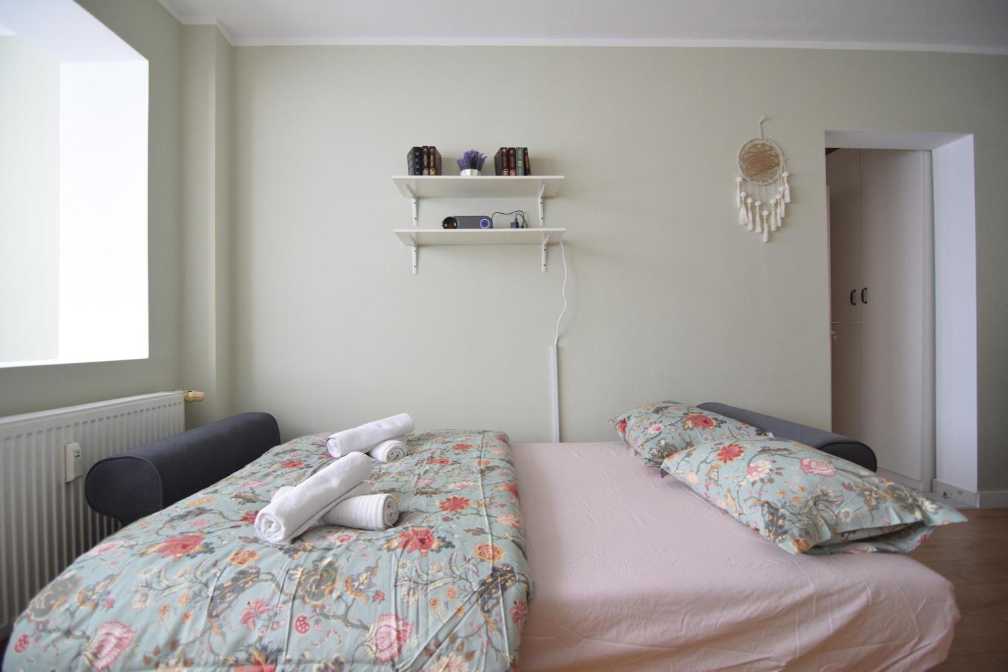 Stylish Apartment With Video Projector Bucarest Extérieur photo